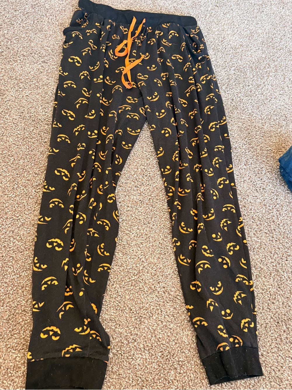 Women  Black Orange Pumpkin Print Jogger Pants